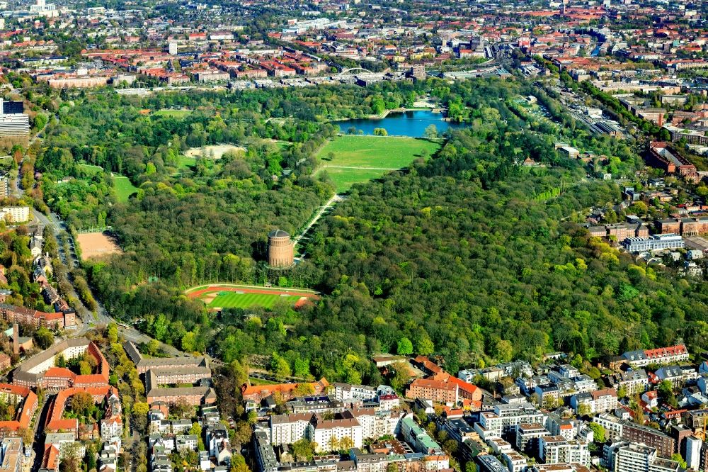 Hamburg from above - Park at the Stadtparksee with the Jahnkampfbahn and the planetarium Hamburg in Hamburg, Germany