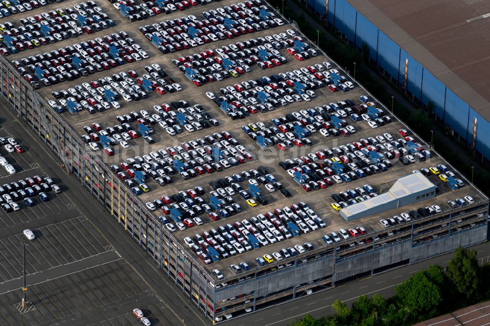 Bremerhaven from the bird's eye view: Parking deck on the building of the multi-storey car park at the Ueberseehafen in the district Stadtbremisches Ueberseehafengebiet Bremerhaven in Bremerhaven in the state Bremen, Germany