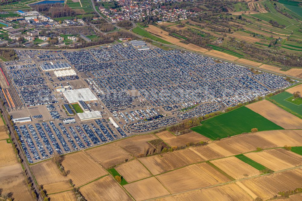 Aerial image Kippenheim - Parking and storage space for automobiles of MOSOLF Logistics & Services GmbH on street Freimatte in Kippenheim in the state Baden-Wuerttemberg