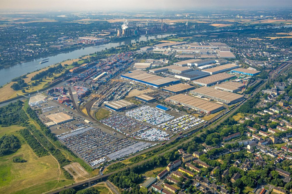 Aerial image Duisburg - Parking and storage space for automobiles of the company Solideal Deutschland in Duisburg in the state North Rhine-Westphalia