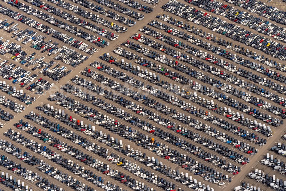 Aerial photograph Kippenheim - Parking and storage space for automobiles of MOSOLF Logistics & Services GmbH on street Freimatte in Kippenheim in the state Baden-Wuerttemberg