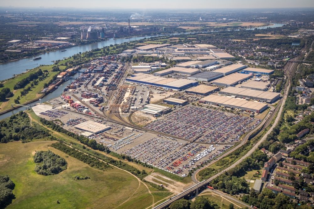 Aerial photograph Duisburg - Parking and storage space for automobiles of BLG AutoTerminal Deutschland GmbH & Co KG in the district Rheinhausen in Duisburg in the state North Rhine-Westphalia, Germany