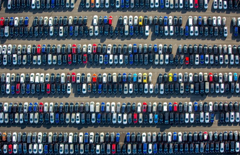 Zülpich from the bird's eye view: Parking and storage space for automobiles in Zuelpich in the state North Rhine-Westphalia