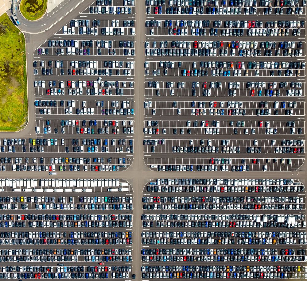 Zülpich from above - Parking and storage space for new cars Automobile in Zuelpich in North Rhine-Westphalia. Operator of the site is the Norwegian - Swedish shipping company Wallenius Wilhelmsen Logistics, which deals mainly with the global transport of cars, trucks and other rolling cargoes