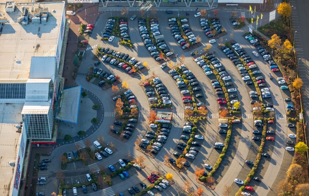 Witten from above - Parking and storage space for automobiles in Witten in the state North Rhine-Westphalia