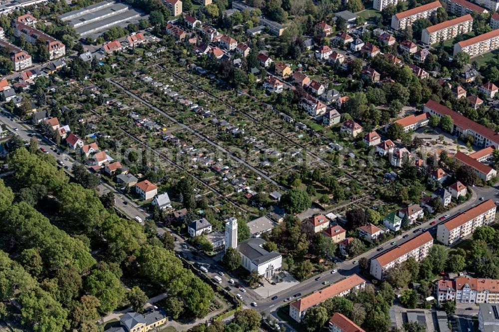 Leipzig from above - Parcel of a small garden on Franz-Mehring-Strasse in the district Gohlis-Nord in Leipzig in the state Saxony, Germany