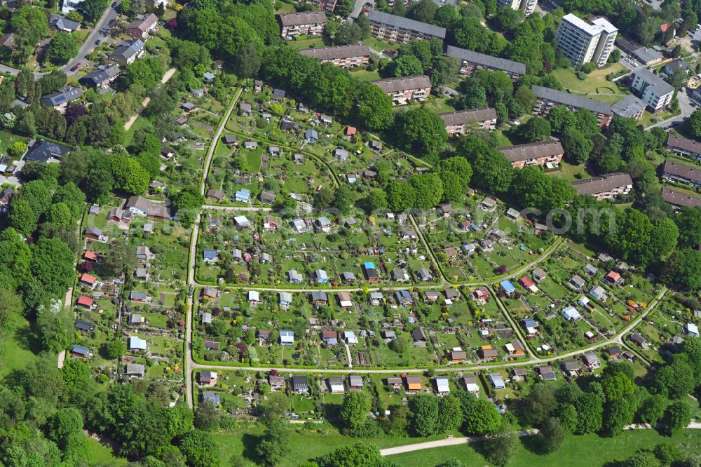 Aerial photograph Hamburg - Parcel of a small garden Gartenpark Haidlanden e.V. in the district Wellingsbuettel in Hamburg, Germany