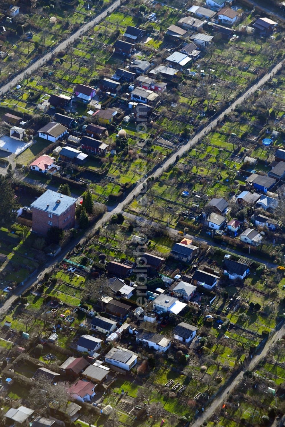 Aerial photograph Berlin - Parcel of a small garden on Ostpreussendonm in the district Steglitz-Zehlendorf in Berlin, Germany
