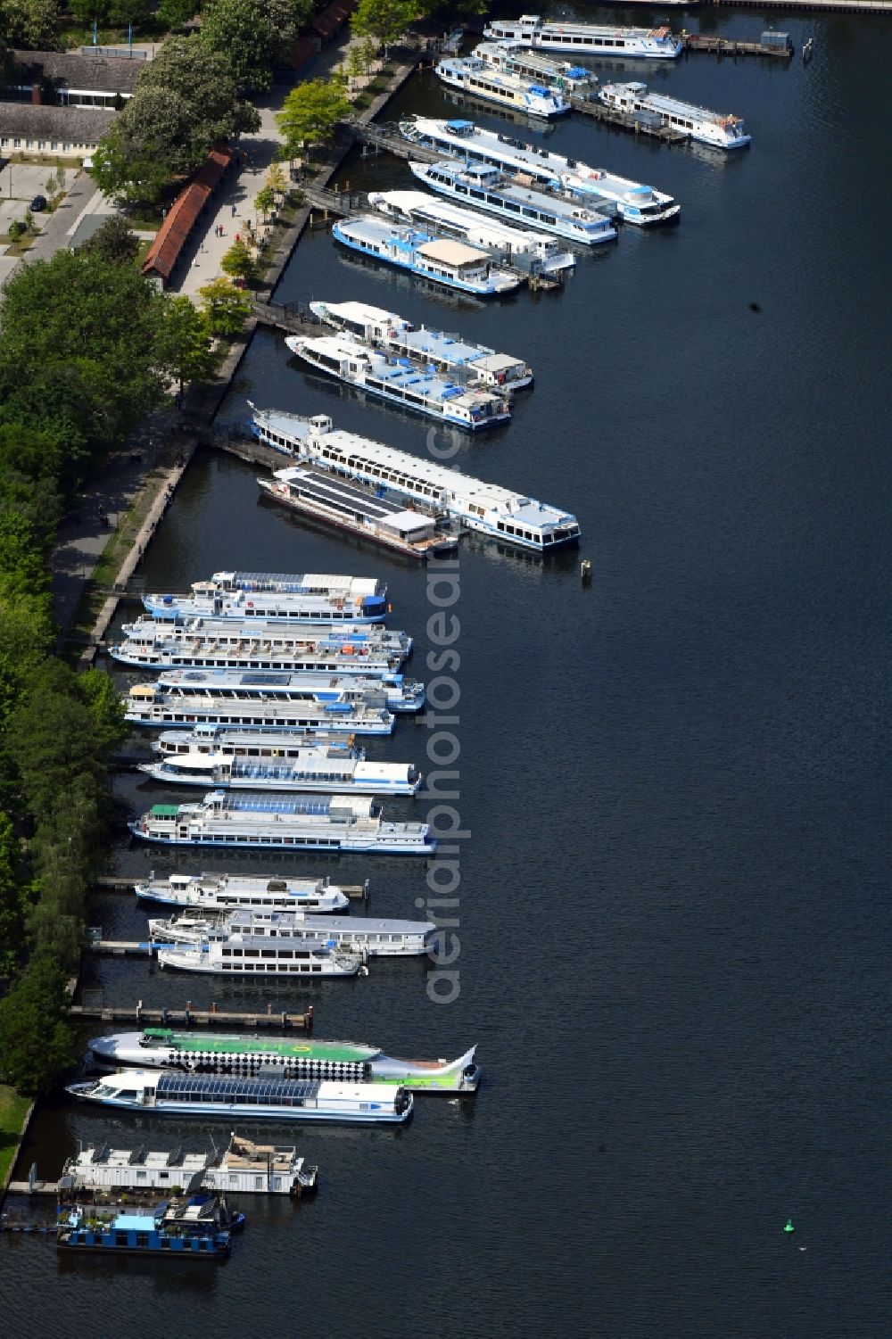 Aerial image Berlin - Passenger and passenger ship of the star and circle navigation GmbH at the port Puschkinallee Treptow in Berlin