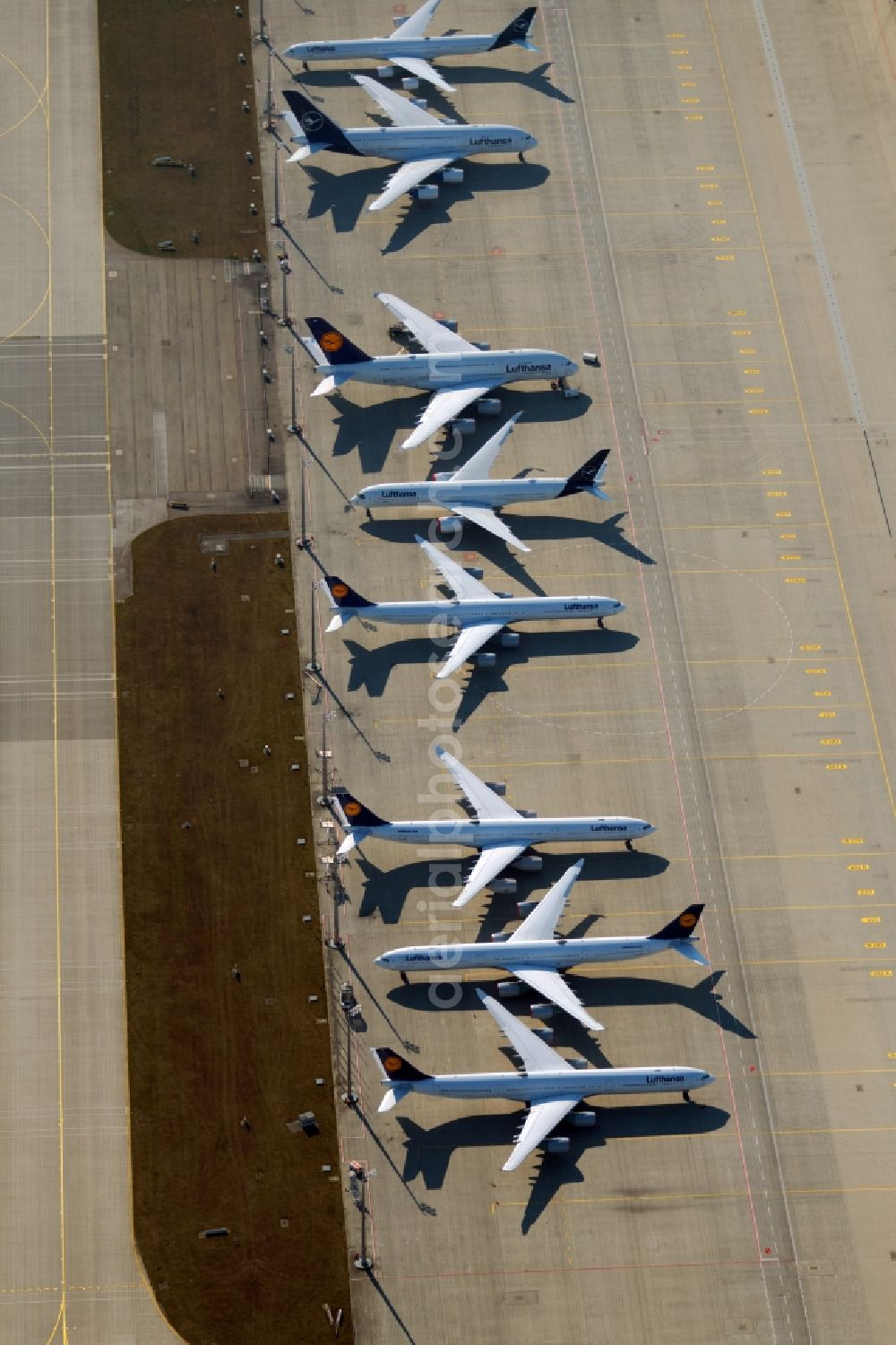 München from above - Passenger aircraft decommissioned due to the crisis on the parking positions and parking space at the airport in Munich in the state Bavaria, Germany