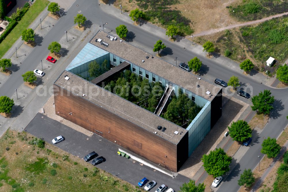 Hannover from the bird's eye view: Extension building site for a pavilion FINBOX in the district Bemerode in Hannover in the state Lower Saxony, Germany