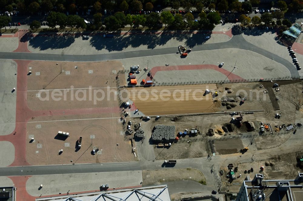 Hamburg from above - Construction site for laying paving stones as flooring on Heiligengeistfeld in the district Sankt Pauli in Hamburg, Germany