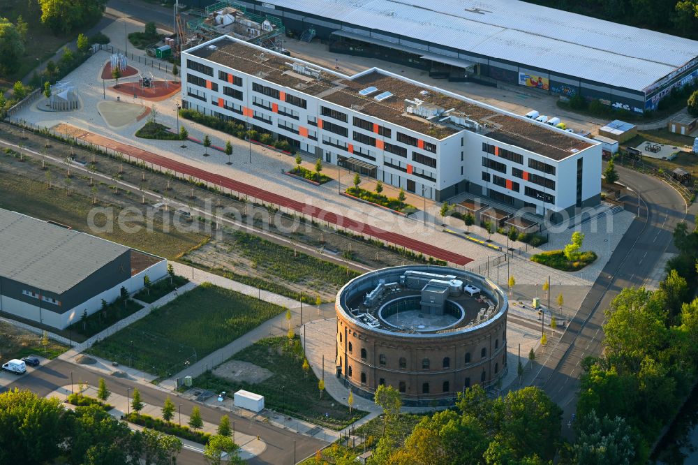 Halle (Saale) from the bird's eye view: Planetarium building in the old gasometer at place Holzplatz in the district Saaleaue in Halle (Saale) in the state Saxony-Anhalt, Germany
