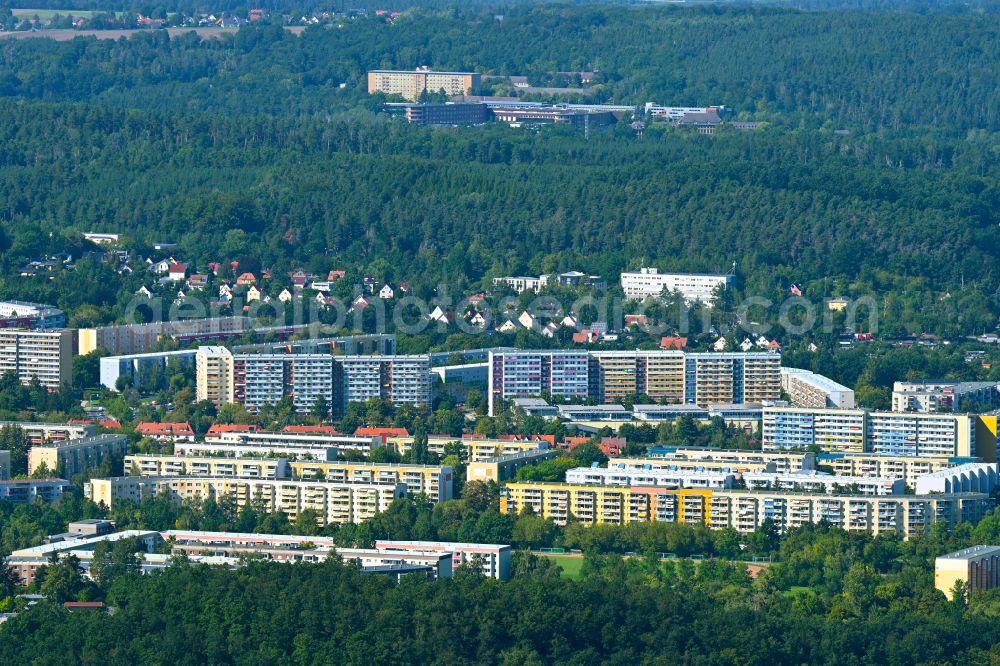 Aerial photograph Gera - Residential area of industrially manufactured settlement on street Ahornstrasse in Gera in the state Thuringia, Germany