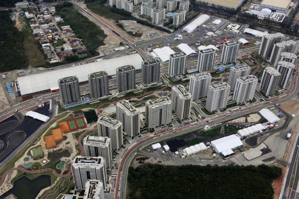 Aerial photograph Rio de Janeiro - Skyscrapers in the residential area of industrially manufactured settlement for accommodation of athletes before the Summer Games of the Games of the XXXI. Olympics in Rio de Janeiro in Rio de Janeiro, Brazil