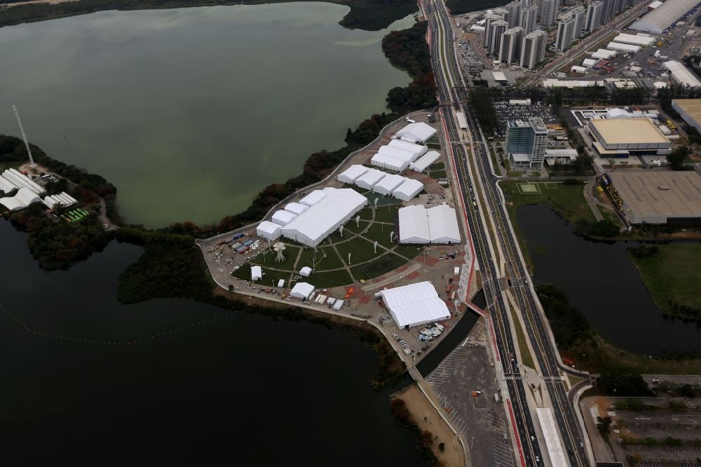 Aerial photograph Rio de Janeiro - Skyscrapers in the residential area of industrially manufactured settlement for accommodation of athletes before the Summer Games of the Games of the XXXI. Olympics in Rio de Janeiro in Rio de Janeiro, Brazil