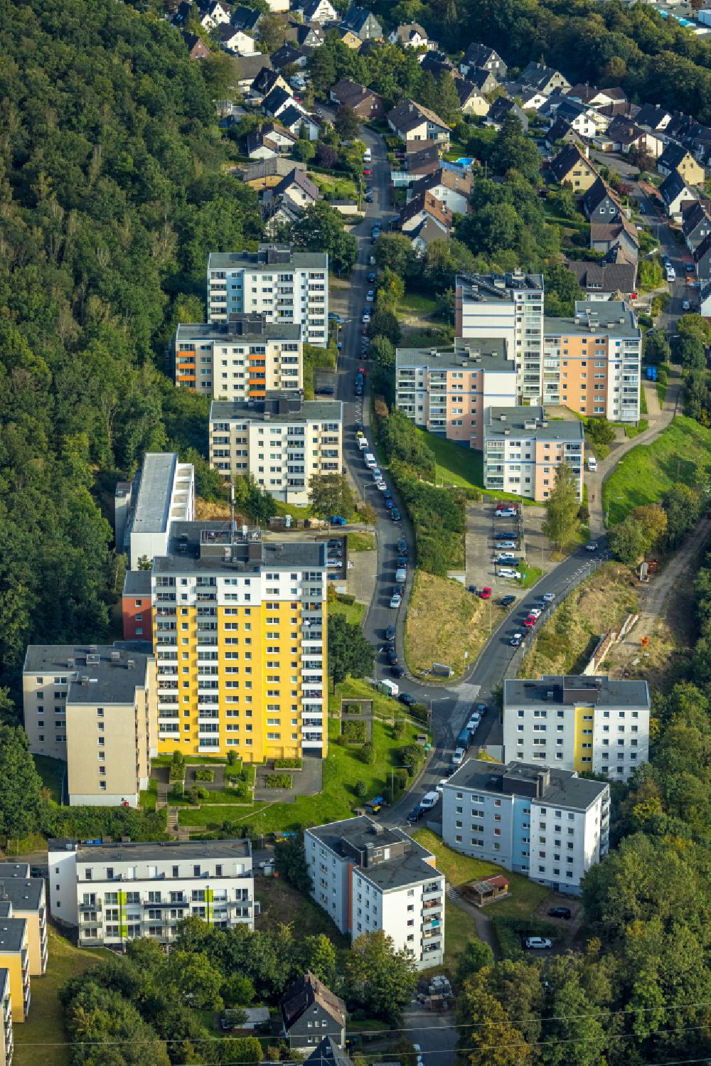 Birlenbach from the bird's eye view: Residential area of industrially manufactured settlement on street Wildweg in Birlenbach at Siegerland in the state North Rhine-Westphalia, Germany