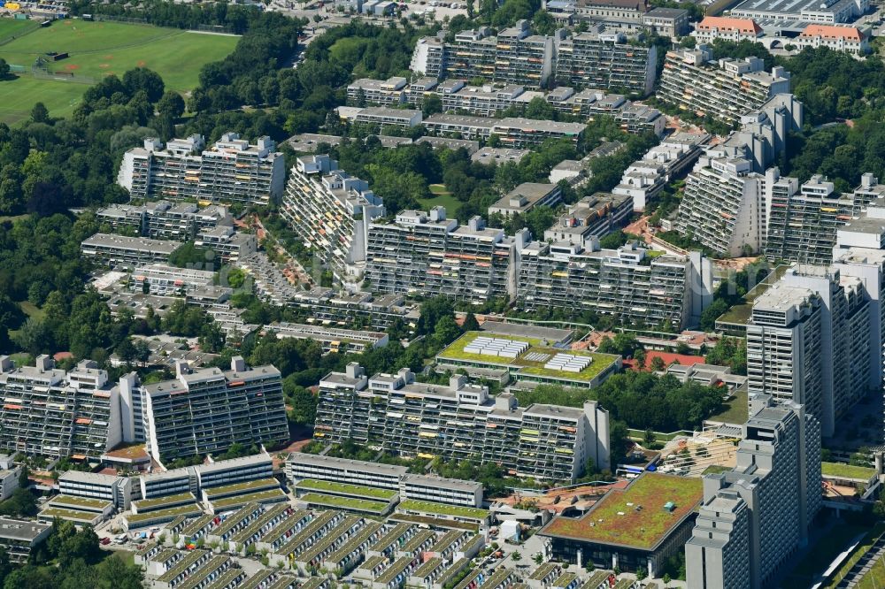 Aerial image München - Plattenbau- high-rise housing development at the former Olympic Village in Munich in the state of Bavaria, Germany