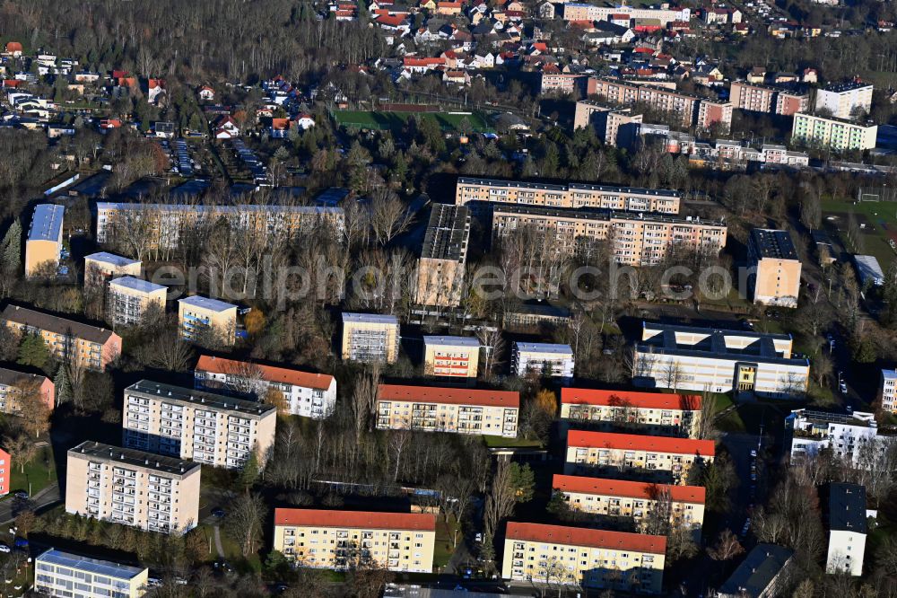 Gera from the bird's eye view: Residential area of industrially manufactured settlement on street A.-S.-Makarenko-Strasse in the district Kolba in Gera in the state Thuringia, Germany