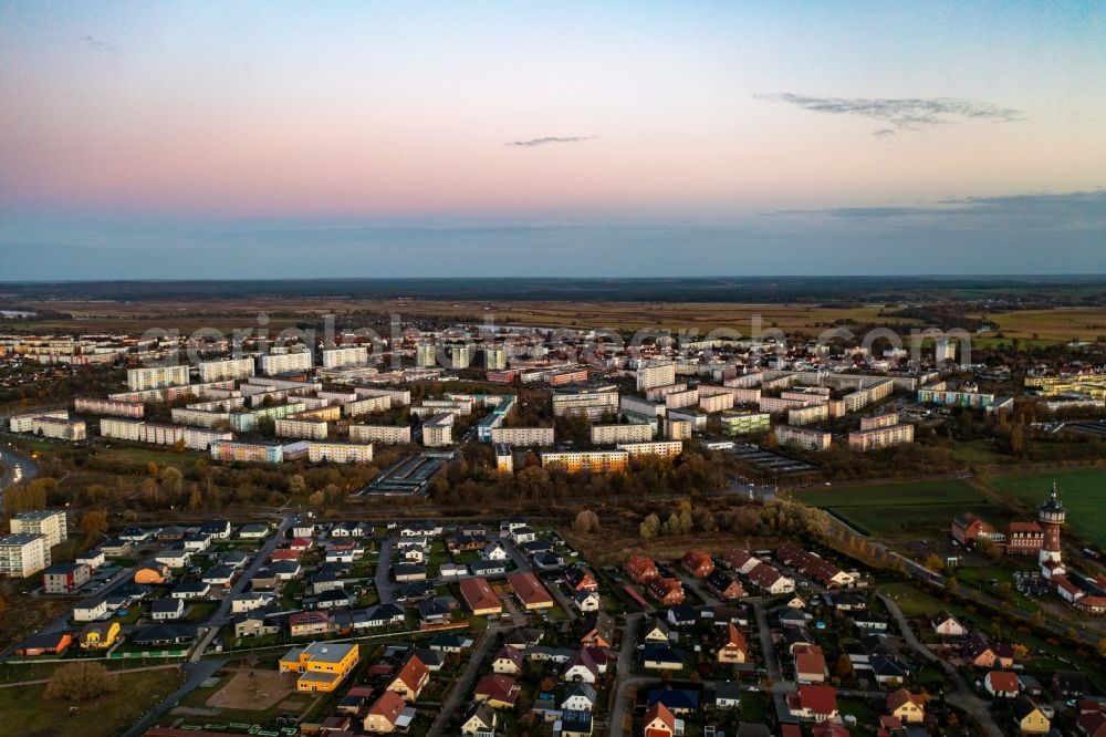 Schwedt/Oder from above - Skyscrapers in the residential area of industrially manufactured settlement on Julian-Marchlewski-Ring in Schwedt/Oder in the state Brandenburg, Germany