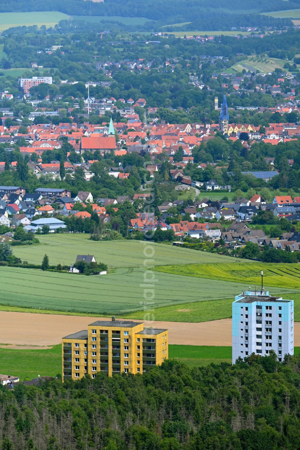 Lemgo from above - Skyscrapers in the residential area of industrially manufactured settlement on street Biesterbergweg in the district Laubke in Lemgo in the state North Rhine-Westphalia, Germany