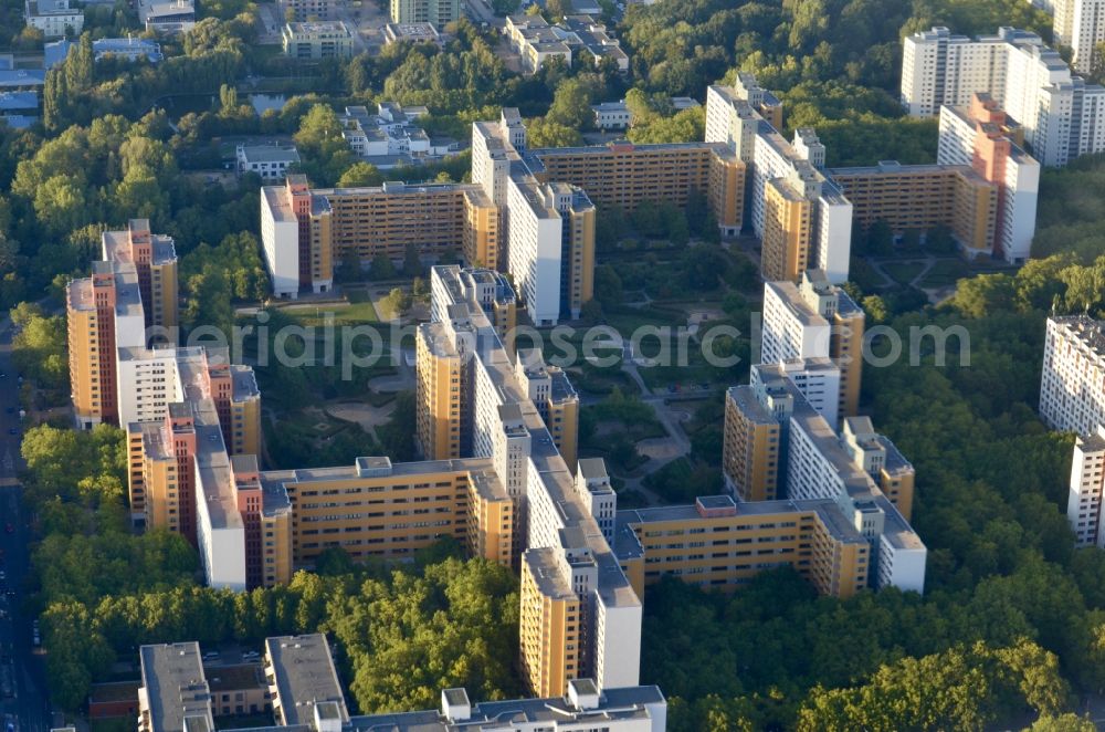 Berlin from above - Skyscrapers in the residential area of industrially manufactured settlement in the district Maerkisches Viertel in Berlin, Germany