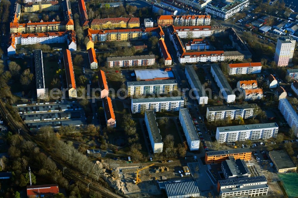 Aerial image Potsdam - Skyscrapers in the residential area of industrially manufactured settlement in the district Potsdam West in Potsdam in the state Brandenburg, Germany