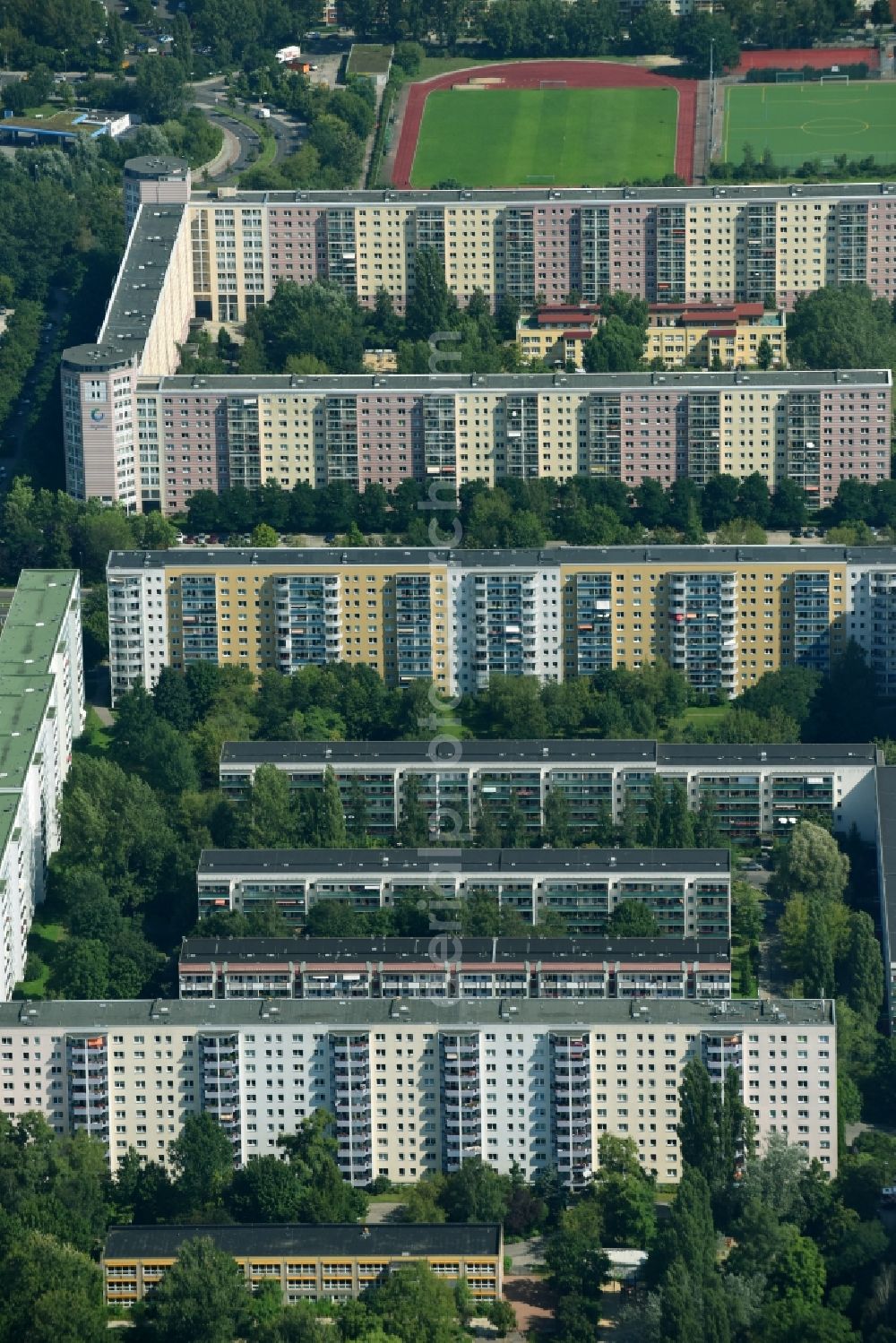 Berlin from the bird's eye view: Skyscrapers in the residential area of industrially manufactured settlement on Raoul-Wallenberg-Strasse in the district Marzahn in Berlin, Germany