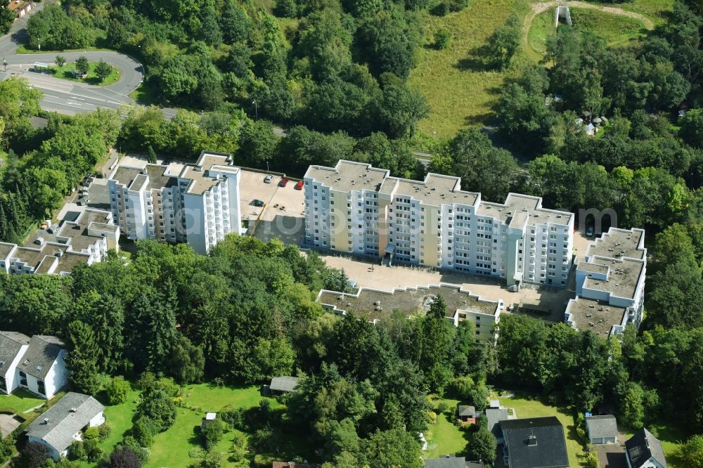Aerial photograph Gießen - Skyscrapers in the residential area of industrially manufactured settlement on Unterhof in Giessen in the state Hesse, Germany