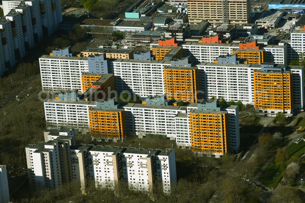 Berlin from above - Skyscrapers in the residential area of industrially manufactured settlement on Wilhelmsruher Donm in the district Maerkisches Viertel in Berlin, Germany