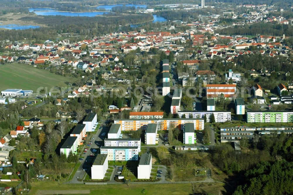 Aerial image Zehdenick - Skyscrapers in the residential area of industrially manufactured settlement in Zehdenick in the state Brandenburg, Germany