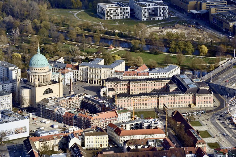 Aerial image Potsdam - Ensemble space and place Alter Markt in the inner city center in Potsdam in the state Brandenburg, Germany