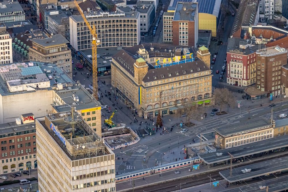 Aerial image Essen - Ensemble space an place Baustelle in the inner city center on place Willy-Brandt-Platz in the district Stadtkern in Essen at Ruhrgebiet in the state North Rhine-Westphalia, Germany