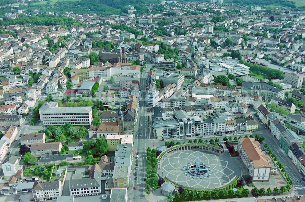 Pirmasens from above - Ensemble space an place Exerzierplatz in the inner city center on street Ringstrasse - Exerzierplatzstrasse - Schlossstrasse in Pirmasens in the state Rhineland-Palatinate, Germany