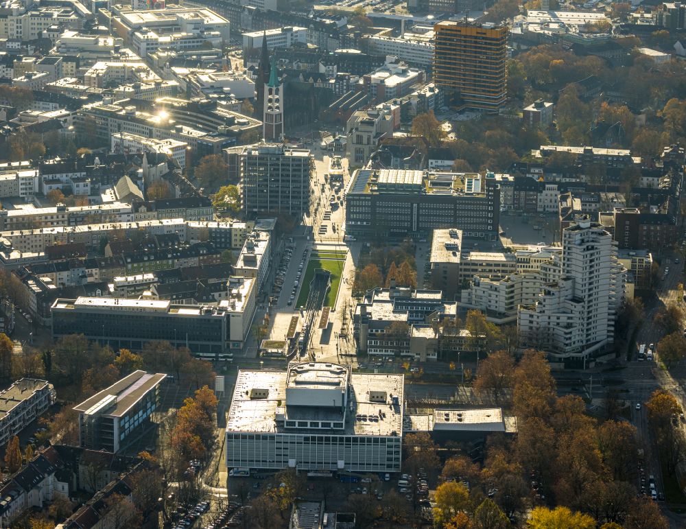 Aerial photograph Gelsenkirchen - Ensemble space an place Fritz-Rahkob-Platz on Ebertstrasse in the inner city center in the district Schalke in Gelsenkirchen at Ruhrgebiet in the state North Rhine-Westphalia, Germany