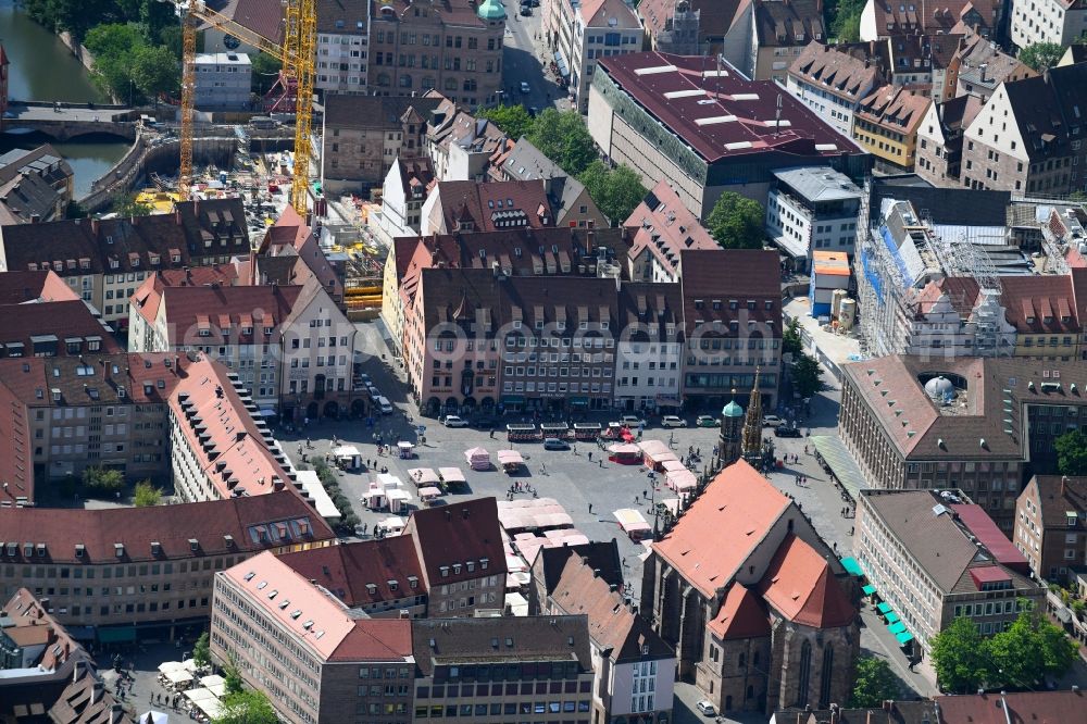 Aerial photograph Nürnberg - Ensemble space Hauptmarkt Nuernberg in the inner city center in Nuremberg in the state Bavaria, Germany