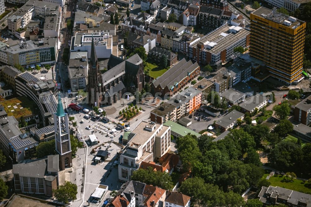 Gelsenkirchen from above - Ensemble space an place Heinrich-Koenig-Platz in the inner city center in the district Gelsenkirchen-Mitte in Gelsenkirchen at Ruhrgebiet in the state North Rhine-Westphalia, Germany