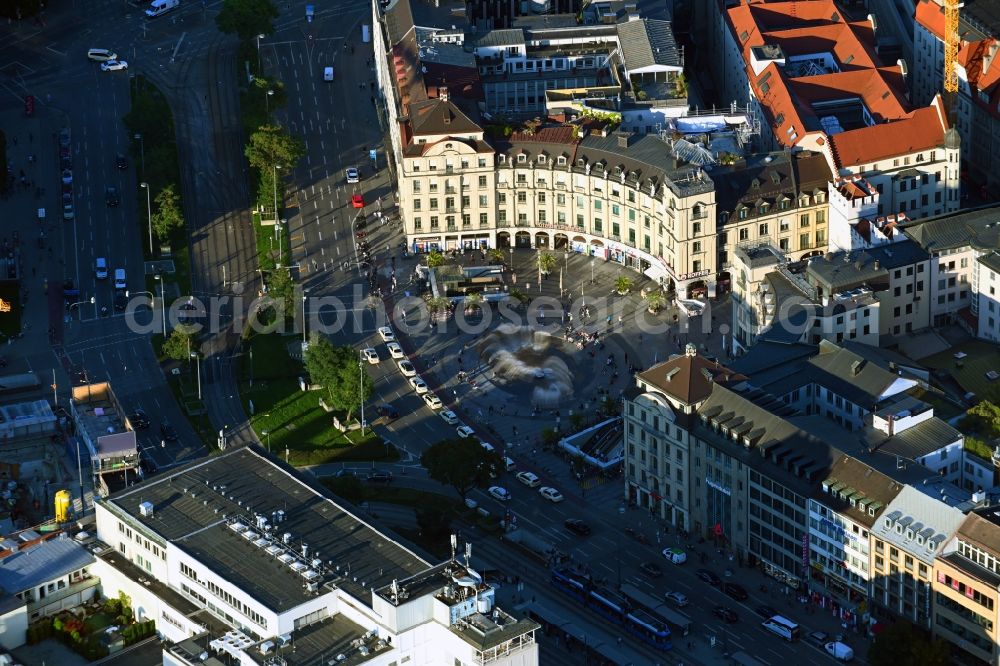 München from the bird's eye view: Ensemble space an place Karlsplatz - Stachus in the inner city center in Munich in the state Bavaria, Germany