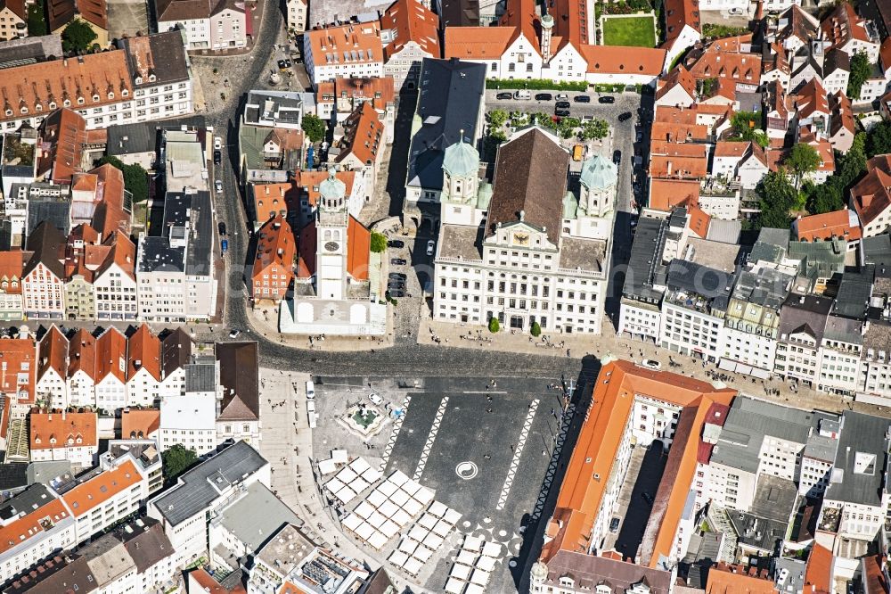 Augsburg from above - Ensemble space Rathausplatz and Augustusbrunnen in the inner city center in Augsburg in the state Bavaria, Germany
