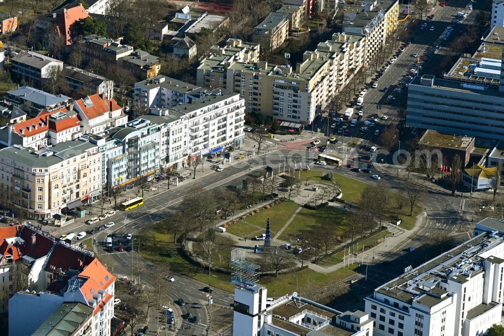 Aerial image Berlin - Ensemble space an place Theodor-Heuss-Platz in the inner city center in the district Westend in Berlin, Germany