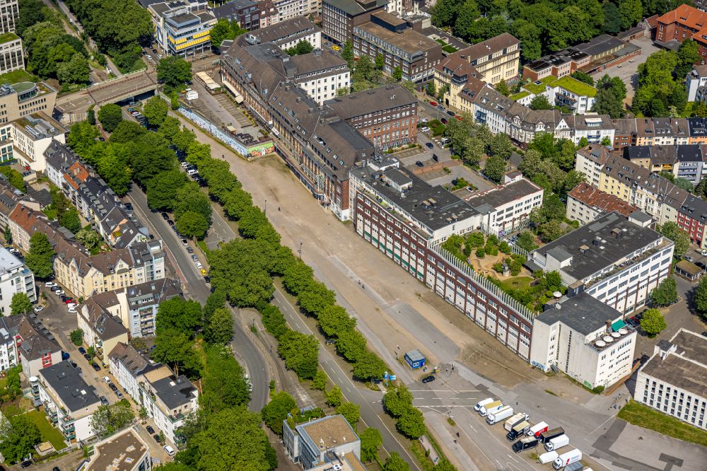 Aerial image Essen - Ensemble space an place zwischen Girardetstrasse and Wittekindstrasse in the district Ruettenscheid in Essen at Ruhrgebiet in the state North Rhine-Westphalia, Germany