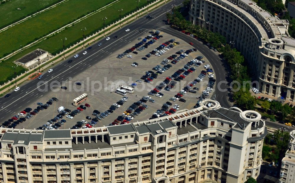 Aerial photograph Bukarest - View of the Constitution Square in Bucharest in Romania