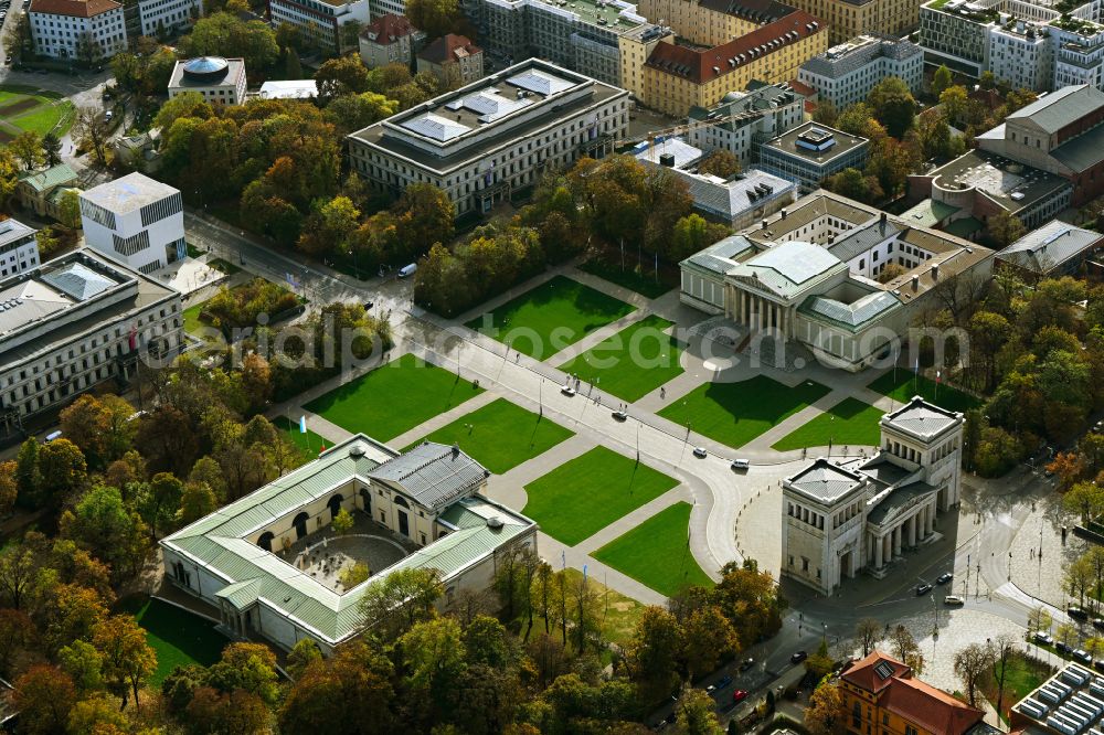 Aerial photograph München - Ensemble space Koenigsplatz in the inner city center in Munich in the state Bavaria, Germany