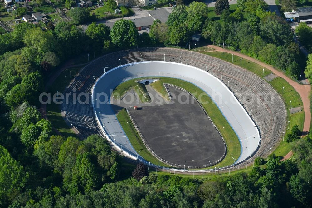Chemnitz from the bird's eye view: Bicycle race track in the Bernsdorf part of Chemnitz in the state of Saxony. The concrete oval track is being refurbished