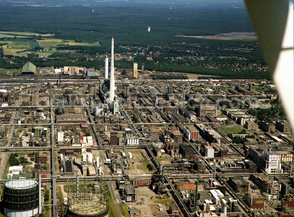 Marl from above - Refinery equipment and management systems on the factory premises of the chemical manufacturers on Chemiepark in Marl in the state North Rhine-Westphalia, Germany