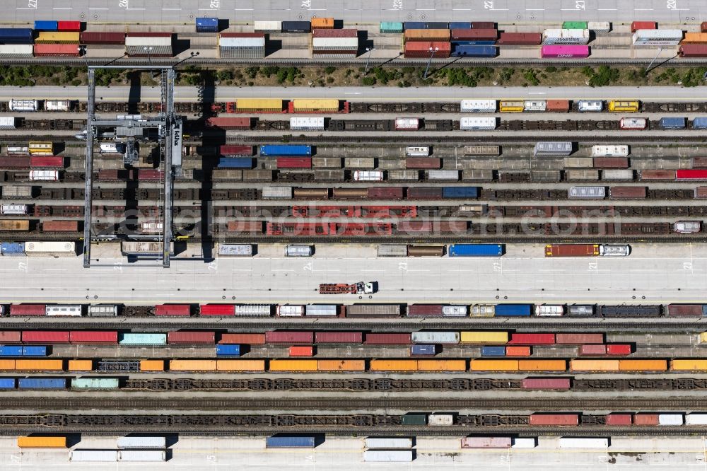 Aerial photograph München - Marshalling yard and freight station of the Deutsche Bahn in the district Bogenhausen in Munich in the state Bavaria, Germany