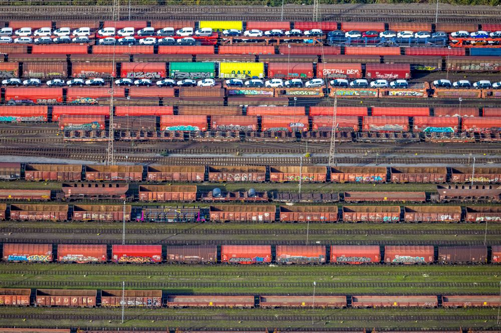 Aerial image Herne - Marshalling yard and freight station on place Heinz-Ruehmann-Platz in Herne at Ruhrgebiet in the state North Rhine-Westphalia, Germany