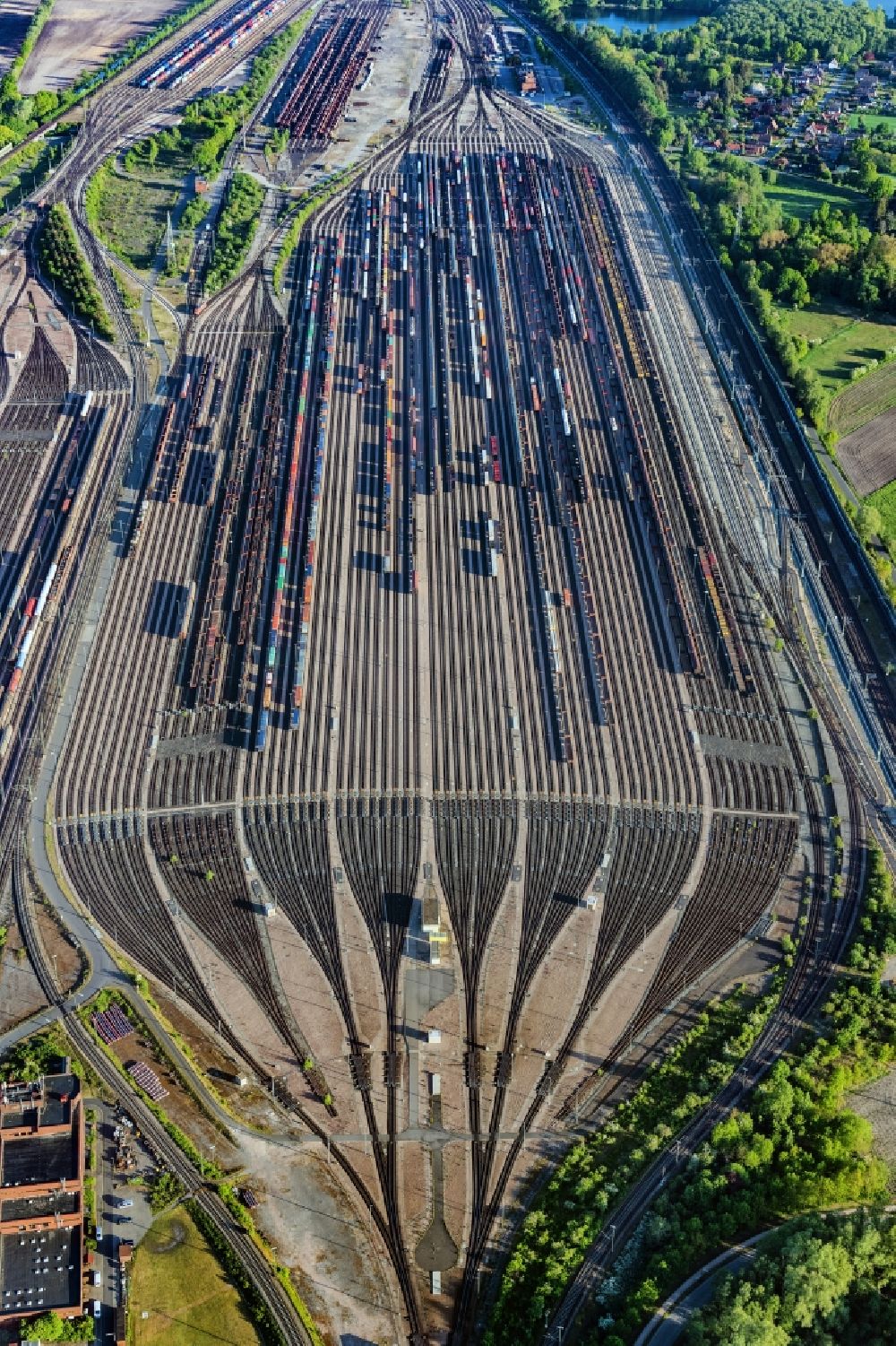 Aerial photograph Seevetal - Marshalling yard and freight station Maschen of the Deutsche Bahn in the district Maschen in Seevetal in the state Lower Saxony, Germany