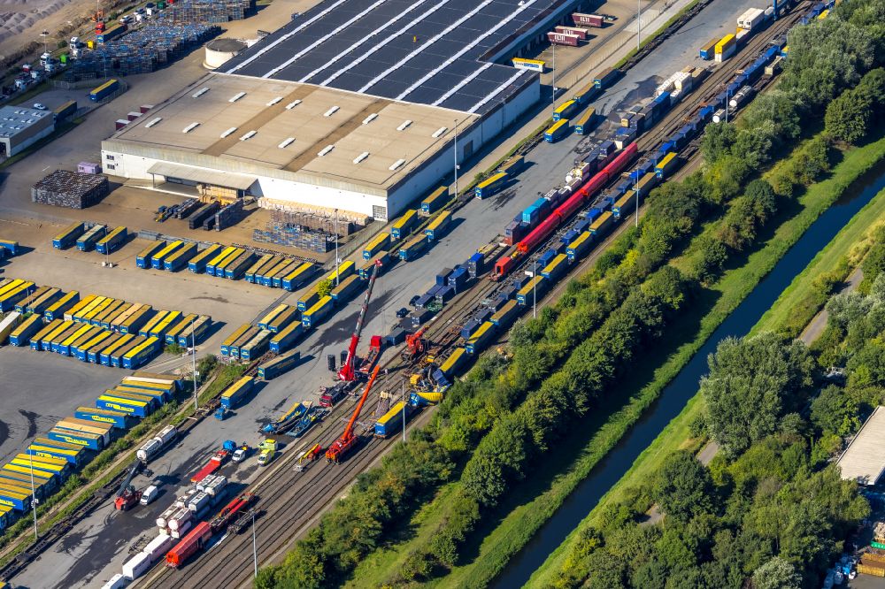 Wanne-Eickel from the bird's eye view: Shunting accident at the marshalling yard and freight yard in Wanne-Eickel in the state North Rhine-Westphalia, Germany