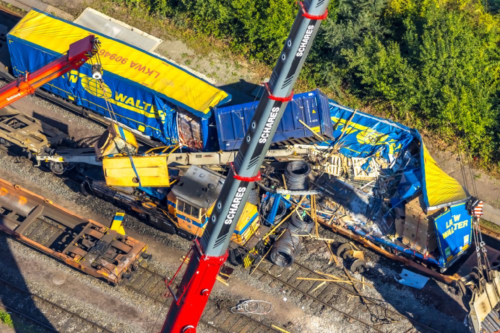 Aerial photograph Wanne-Eickel - Shunting accident at the marshalling yard and freight yard in Wanne-Eickel in the state North Rhine-Westphalia, Germany